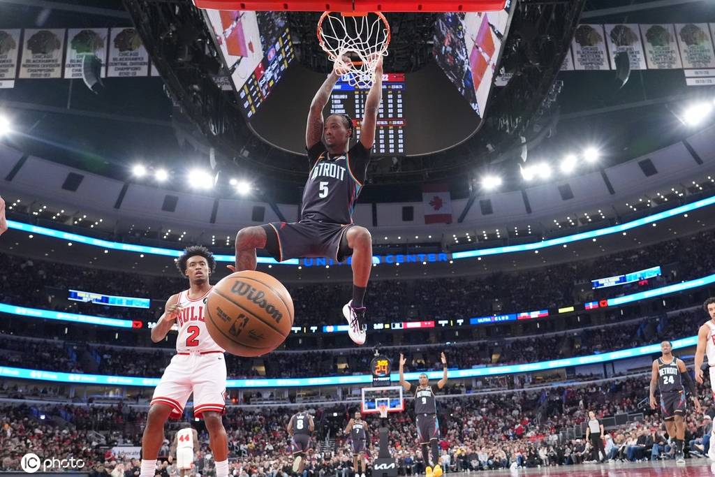 坎宁安18+9+13杜伦26+13 活塞擒公牛5连胜